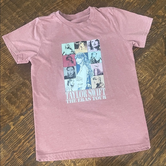 Taylor Swift Eras Tour Kids Pink Tee NWOT - Picture 1 of 1